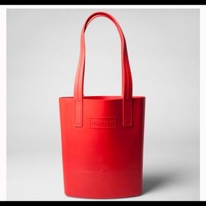 COPY - NWT Hunter for Target Rubber Sling Red Tot…